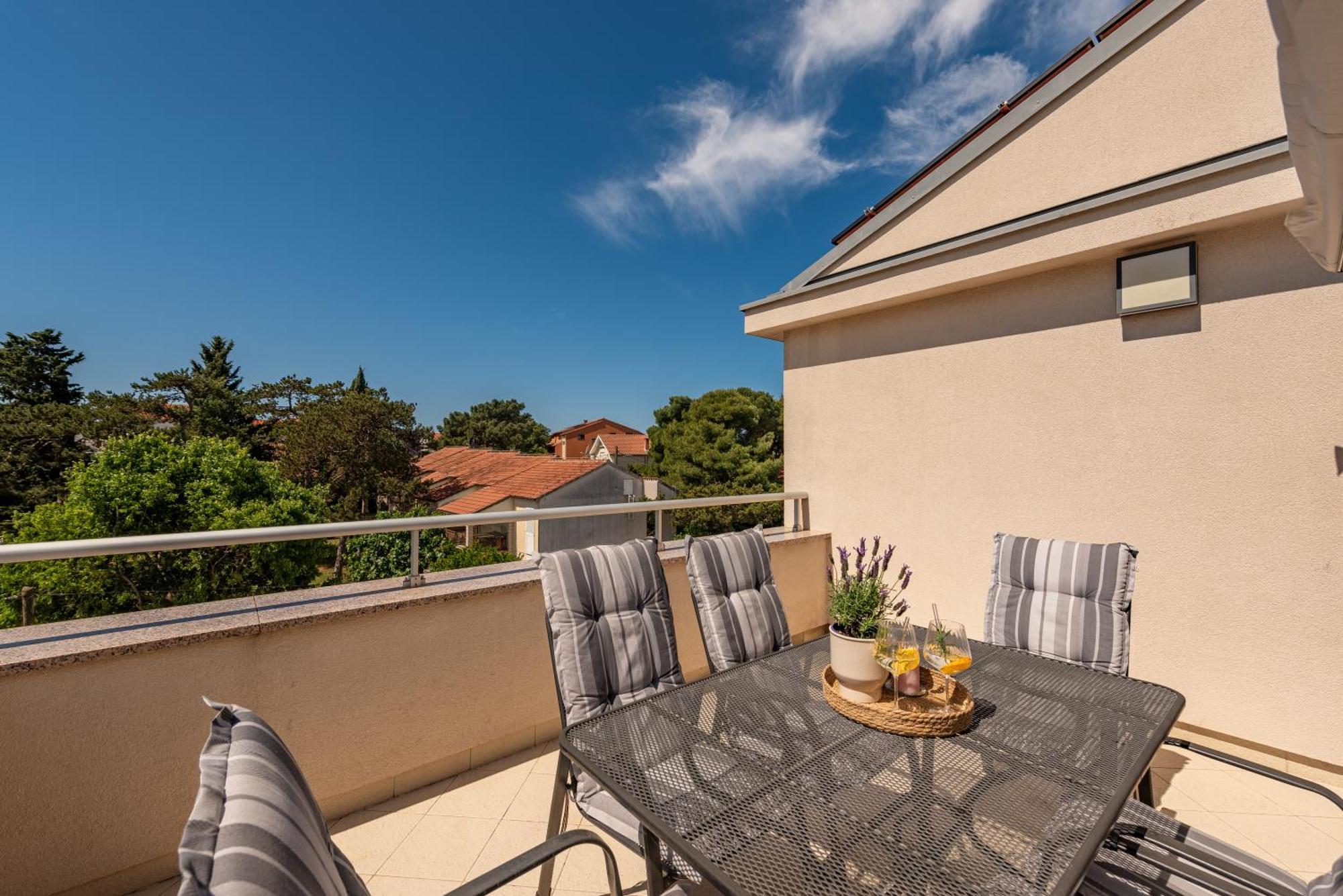 Apartments L&D Biograd Na Moru Εξωτερικό φωτογραφία
